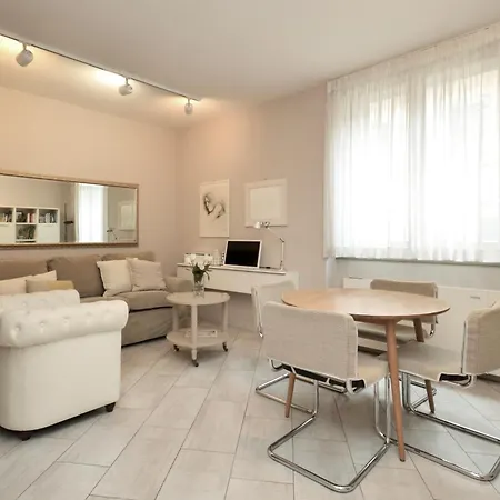 Apartment In San Frediano Diladdarno
